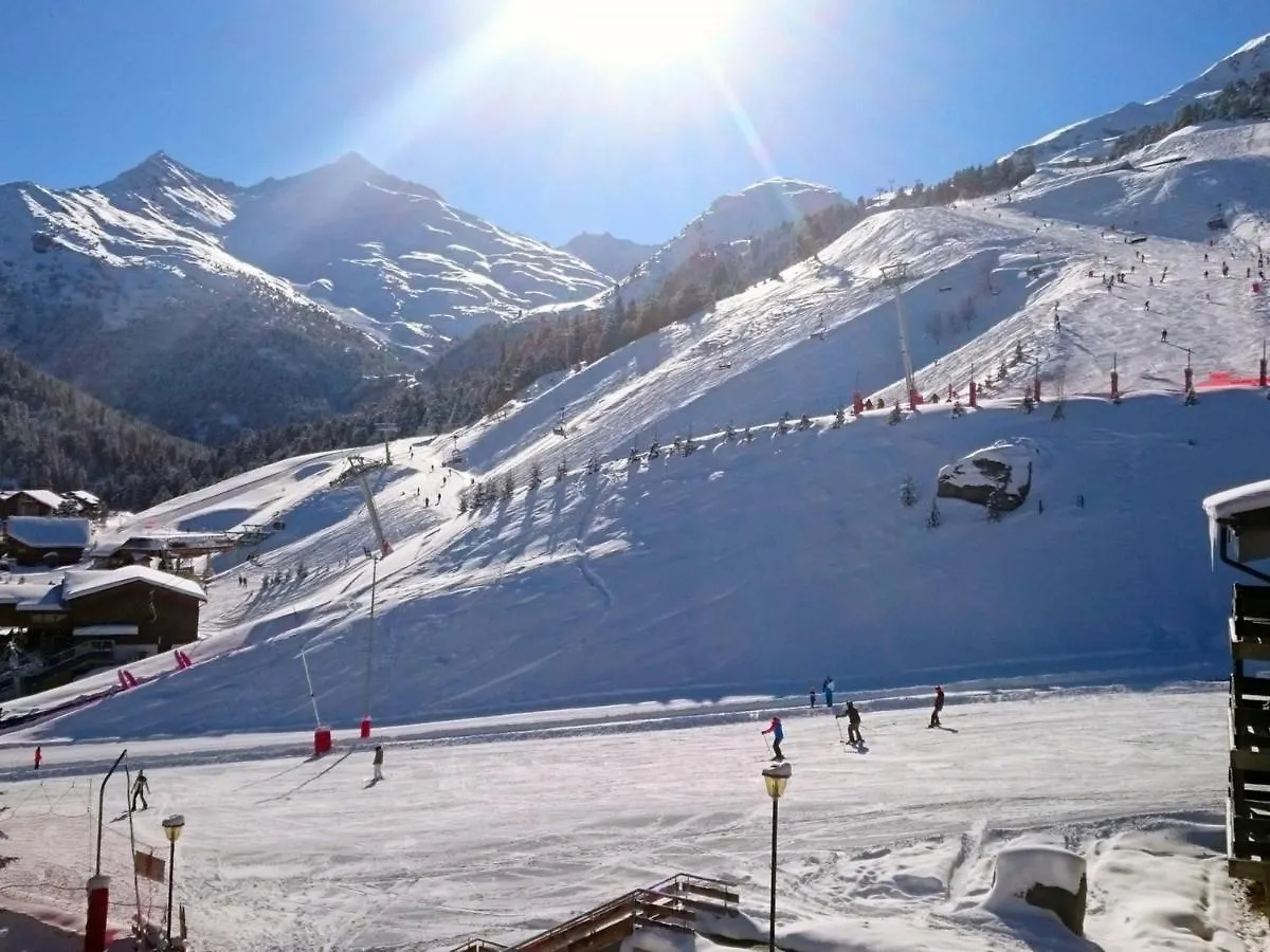 Meribel 2 Pieces, 5 Pers, Balcon Sud, Skis Aux Pieds, Tv, Wi-Fi, Non-Fumeur - Fr-1-182-33 0*,  France