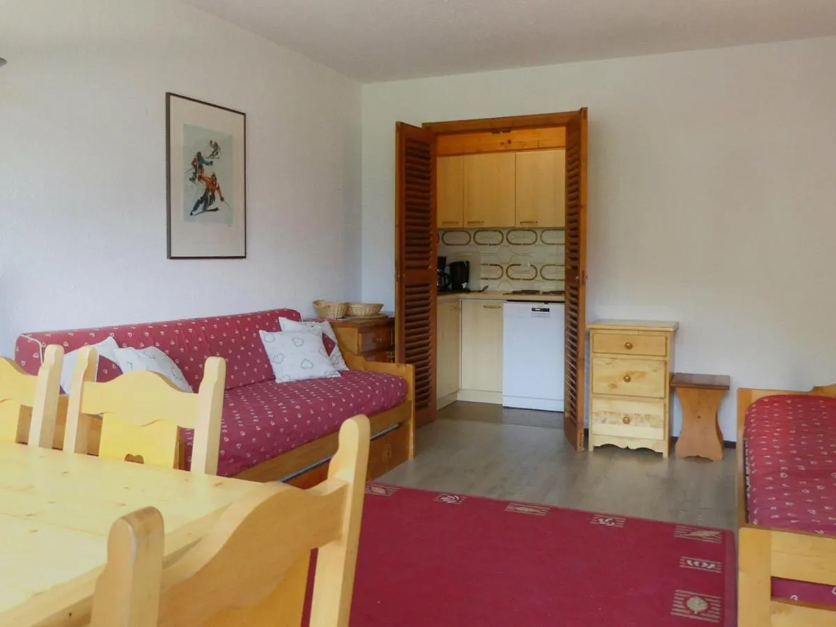 Apartment Meribel 2 Pieces, 5 Pers, Balcon Sud, Skis Aux Pieds, Tv, Wi-Fi, Non-Fumeur - Fr-1-182-33 France